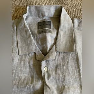 Never worn men’s great button up shirt